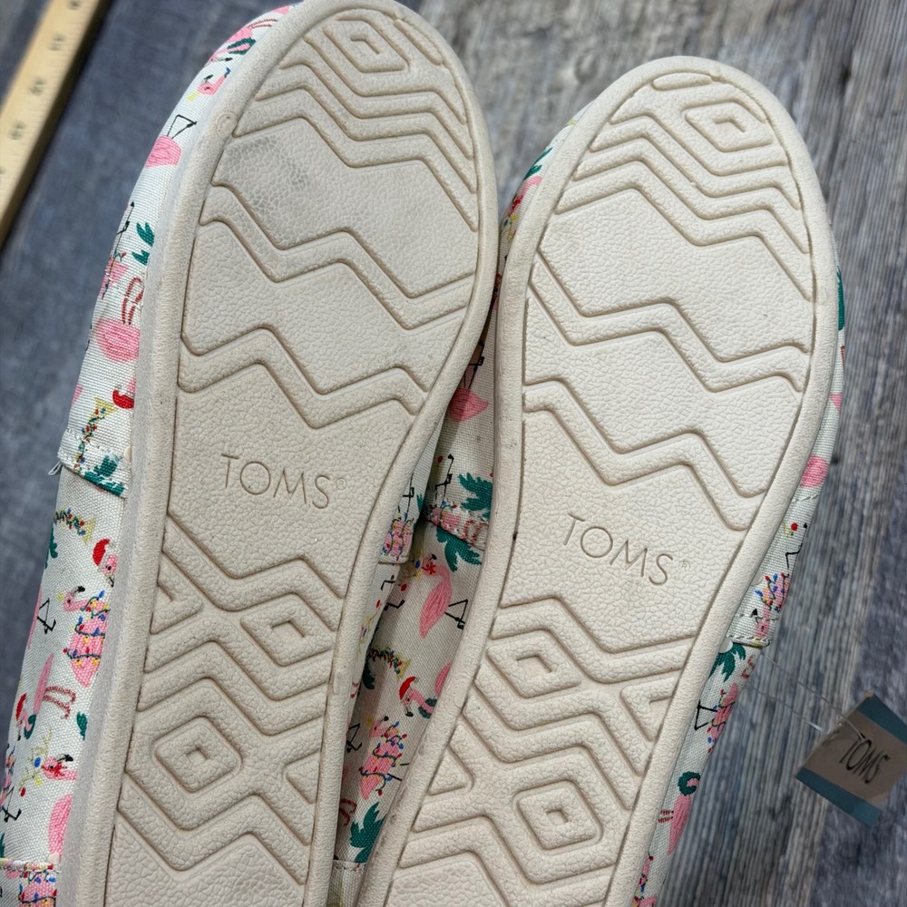 TOMS Belmont Natural Holiday Flamingos Canvas Slip On Flats Womens 8.5 Florida - Picture 6 of 8